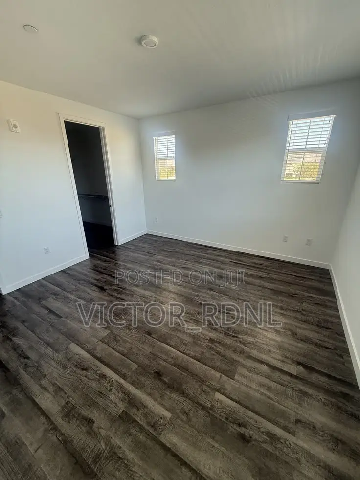 German Cozy Wood Floor Carpet