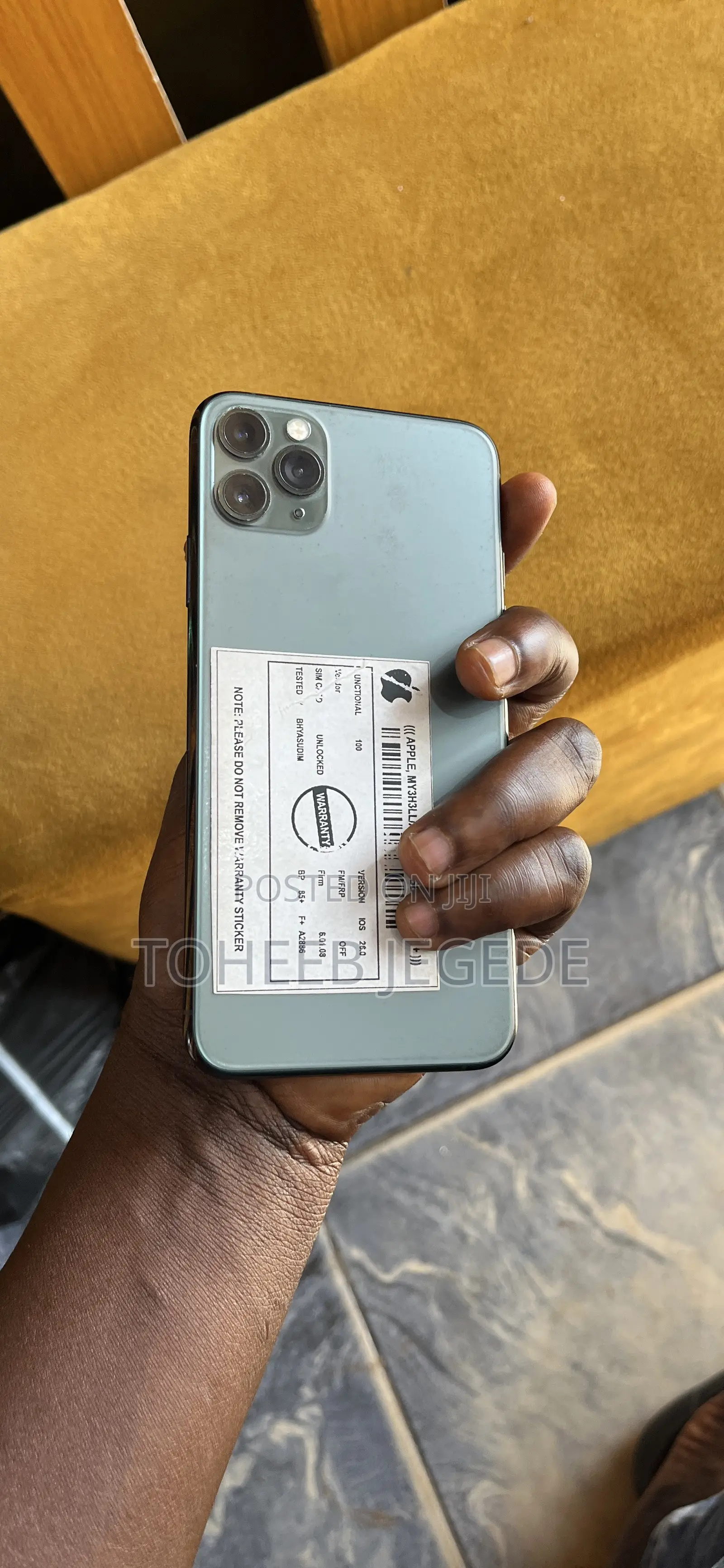 Apple iPhone 11 Pro Max 64 GB Green