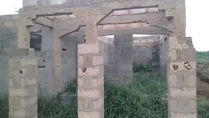 8bdrm Block of Flats in Ikorodu for sale