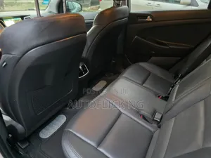 Hyundai Tucson 2017 Silver