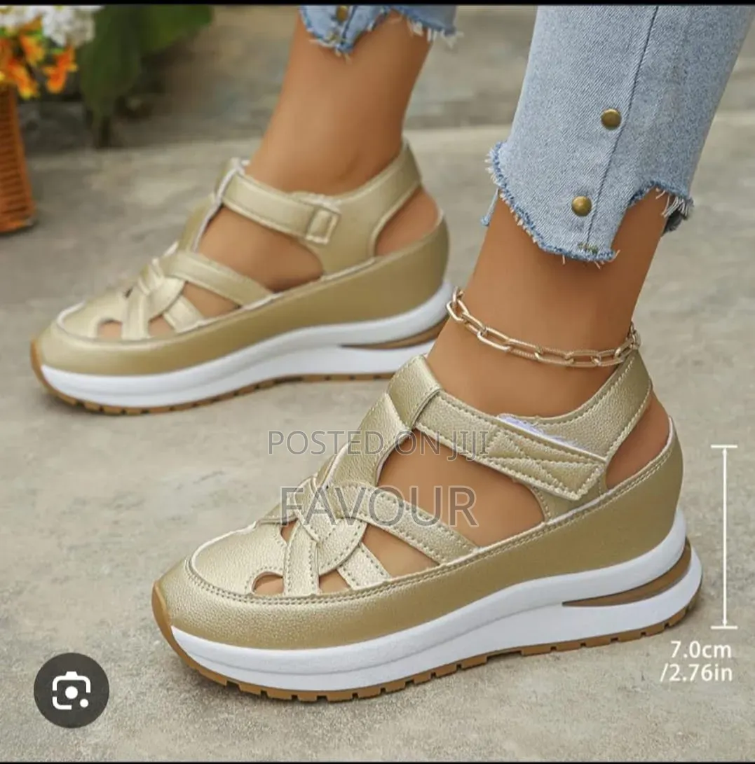 Pearls Sneakers