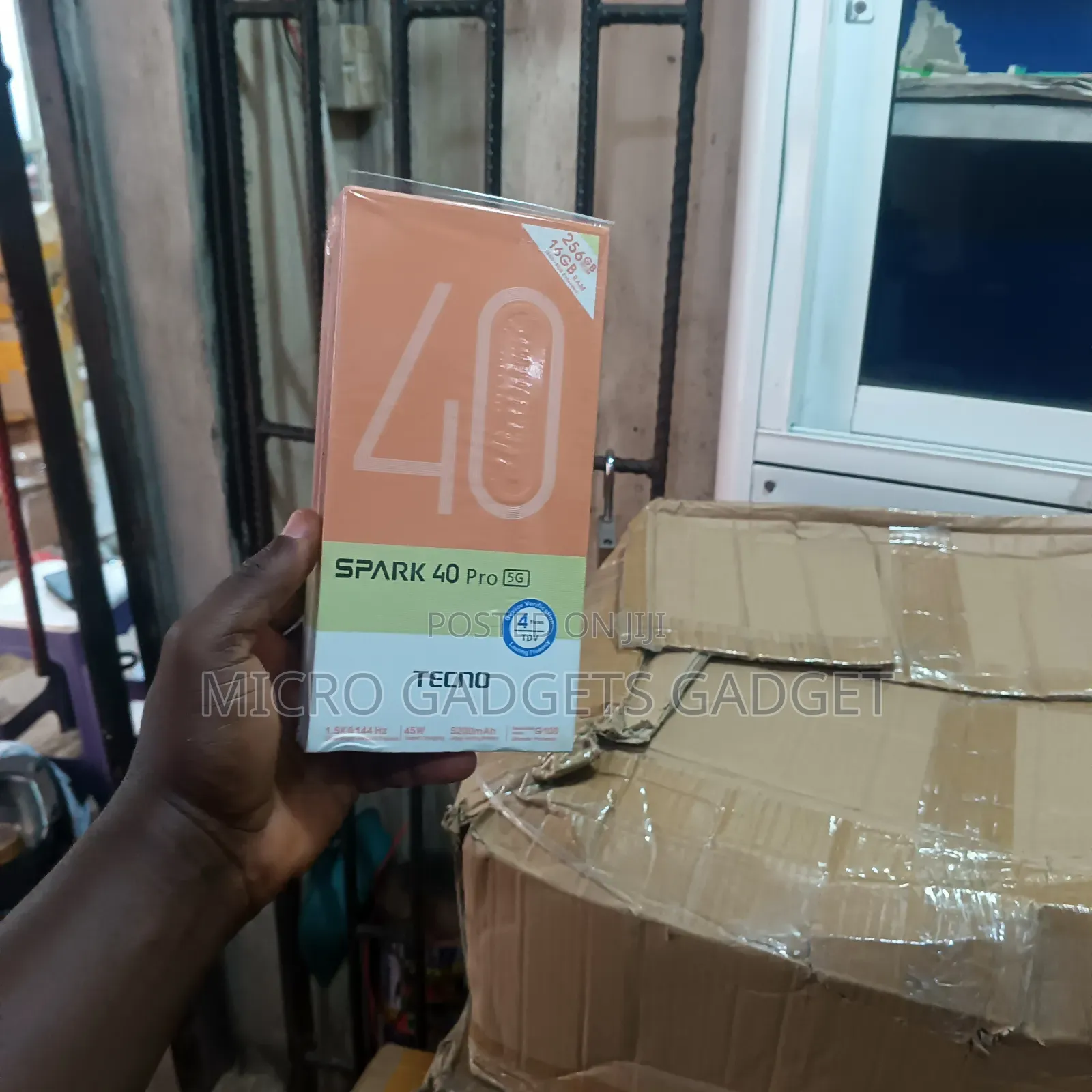 New Tecno Spark 40 256 GB