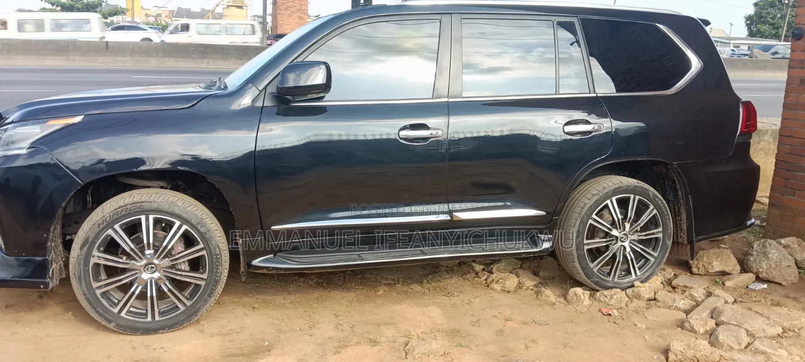 Lexus LX 570 2012 Black