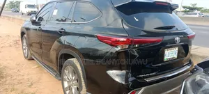 Toyota Highlander XLE AWD 2020 Black