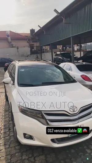Toyota Venza 2012 White