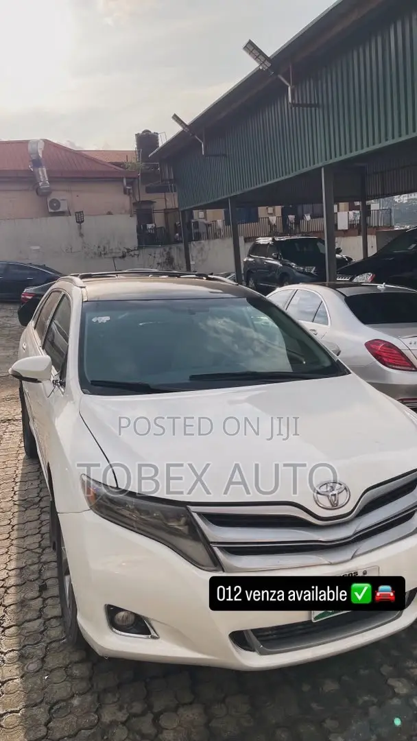 Toyota Venza 2012 White