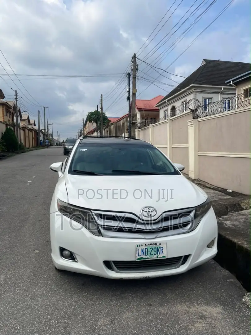 Toyota Venza 2012 White