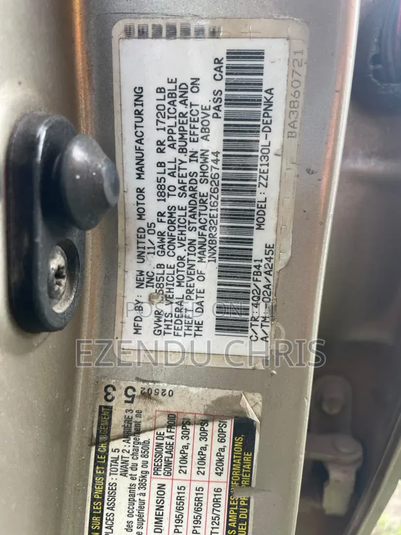 Toyota Corolla 2006 Gold