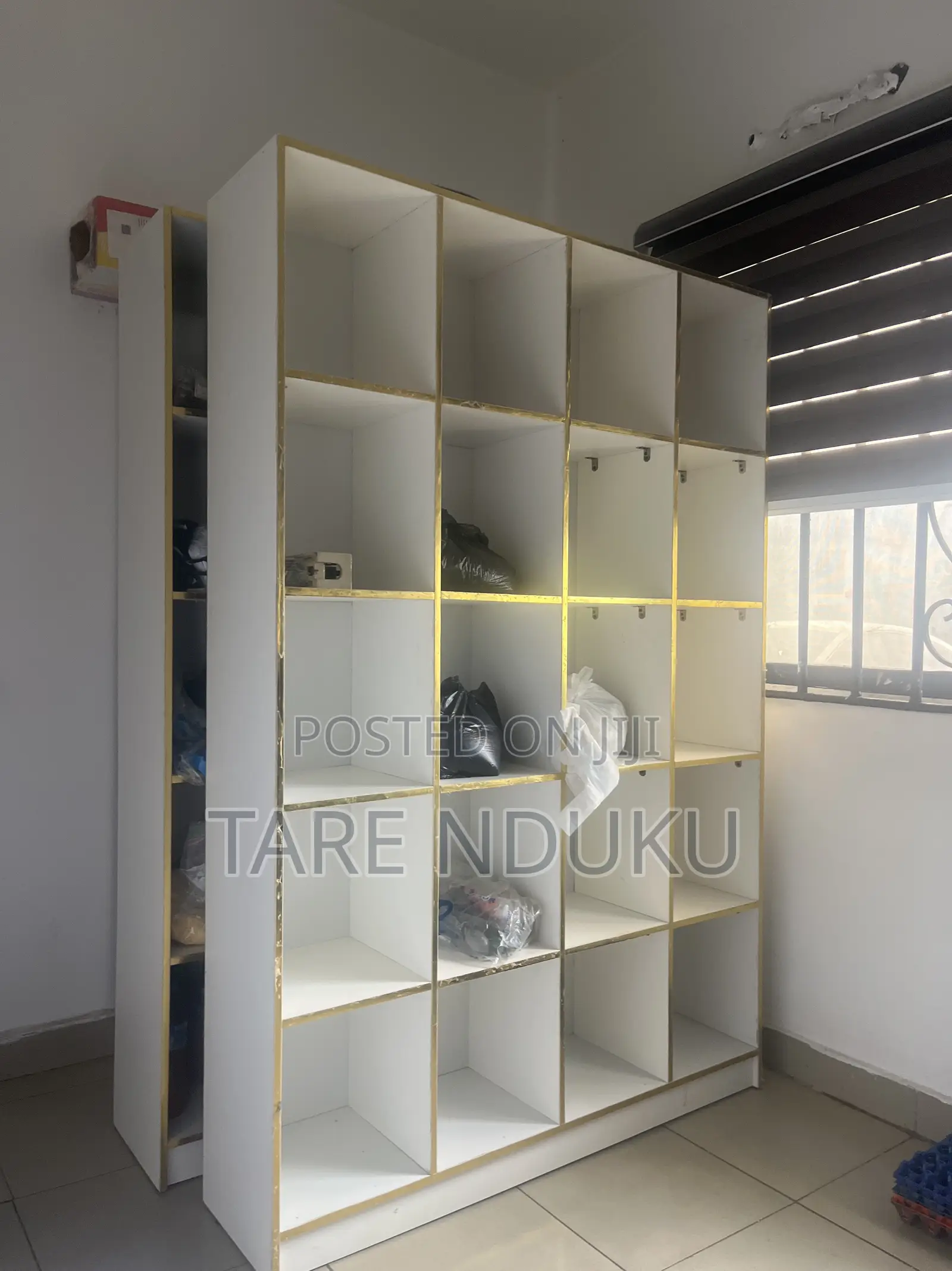 White Shelves