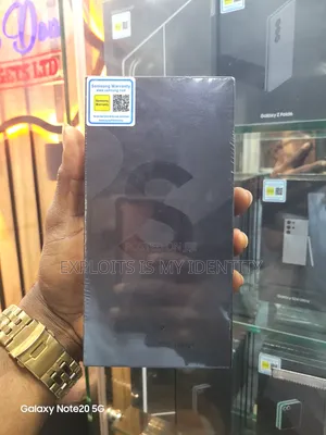 New Samsung Galaxy S22 Ultra 128 GB Black