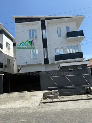 2bdrm Apartment in Lekki Phase 1 for sale