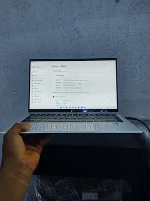 Laptop HP EliteBook 1040 G8 16GB Intel Core i7 SSD 512GB