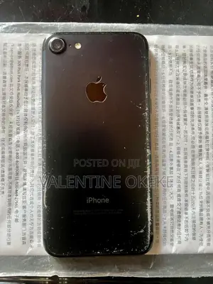 Apple iPhone 7 32 GB Black