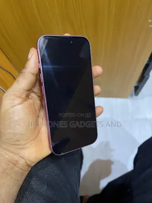 Apple iPhone 16 128 GB Pink
