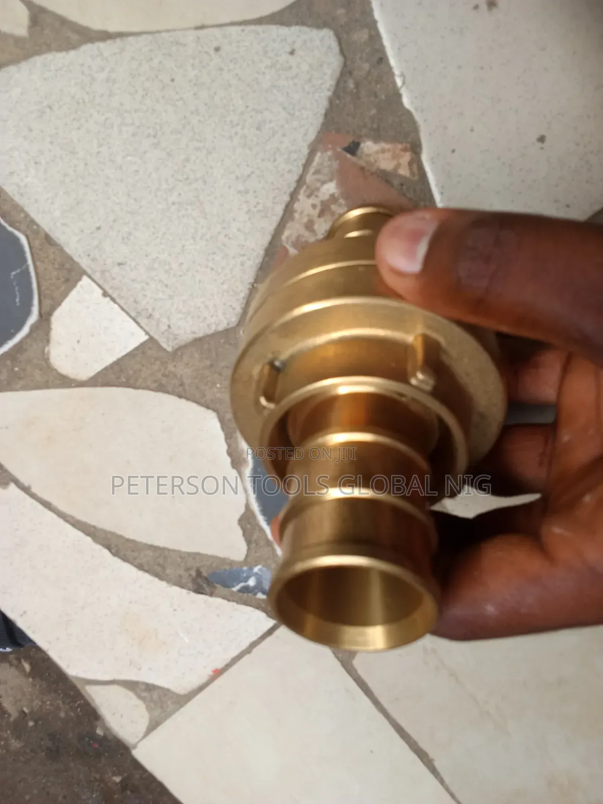 1 1/2" Brass Coupling