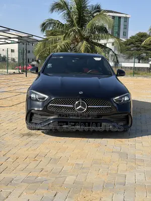 Mercedes-Benz C300 2023 Black