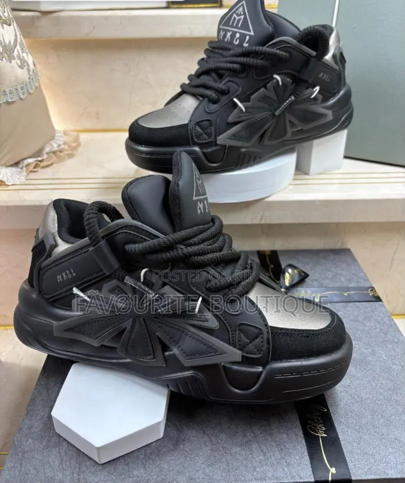High Quality Shoe
