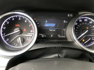 Toyota Camry XLE (2.5L 4cyl 8A) 2019 Black