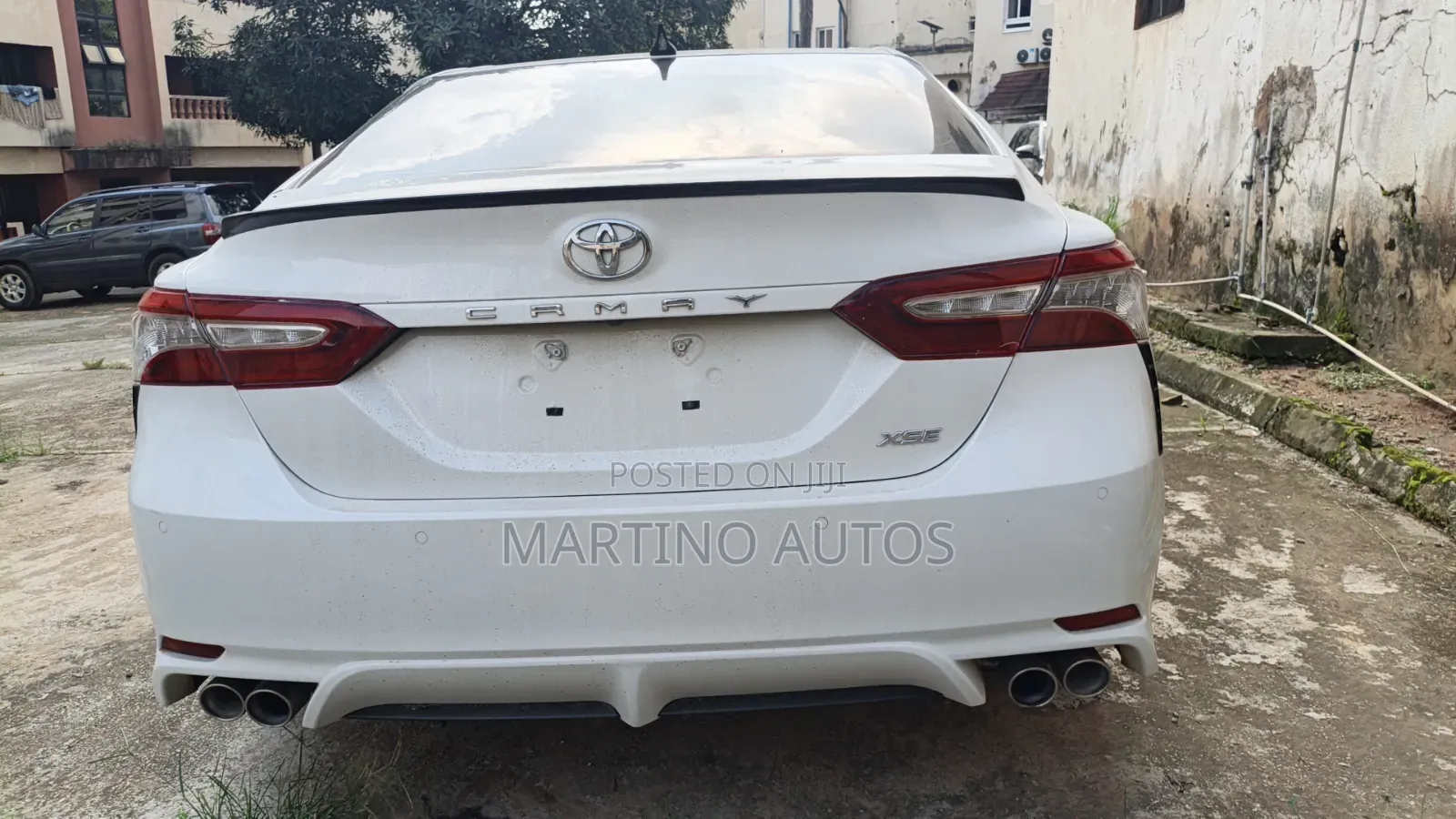 Toyota Camry 2018 White