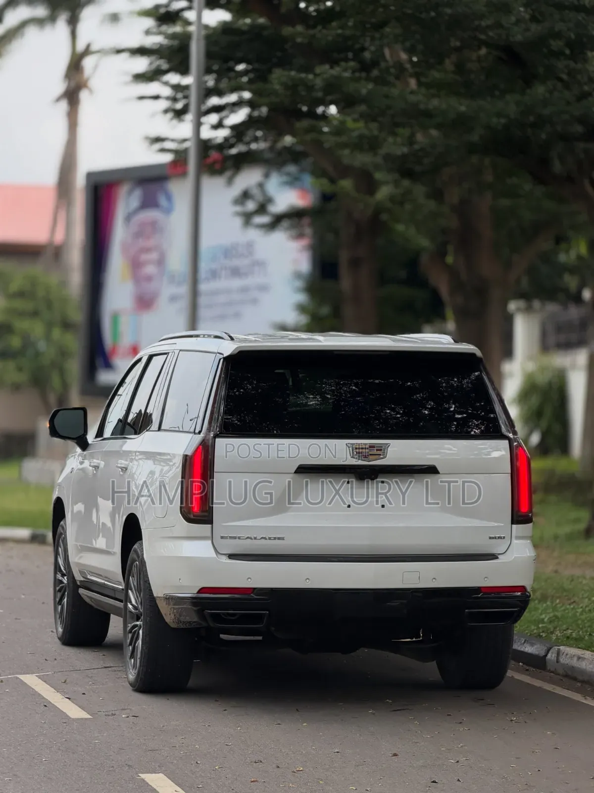 Cadillac Escalade 2026 White