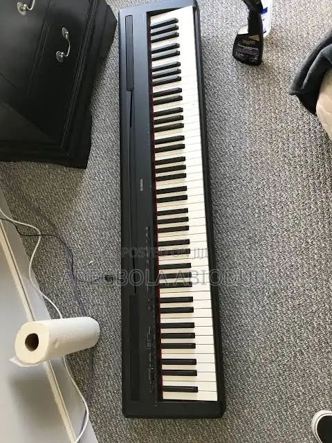 Yamaha P95 Piano