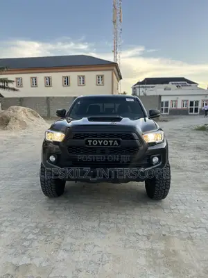 Toyota Tacoma 2020 Black