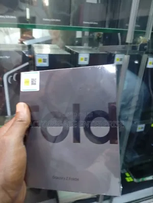 New Samsung Galaxy Z Fold4 256 GB Gray