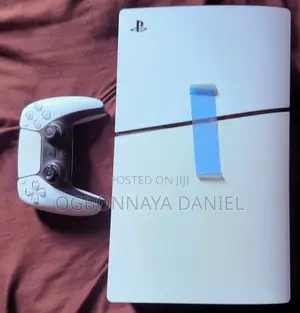 Ps5 Available (Slim )