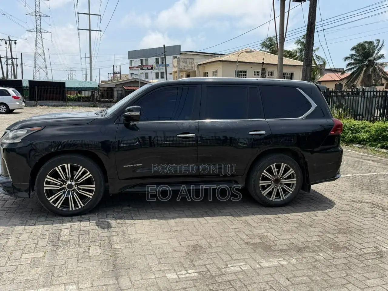 Lexus LX 570 AWD 2017 Black