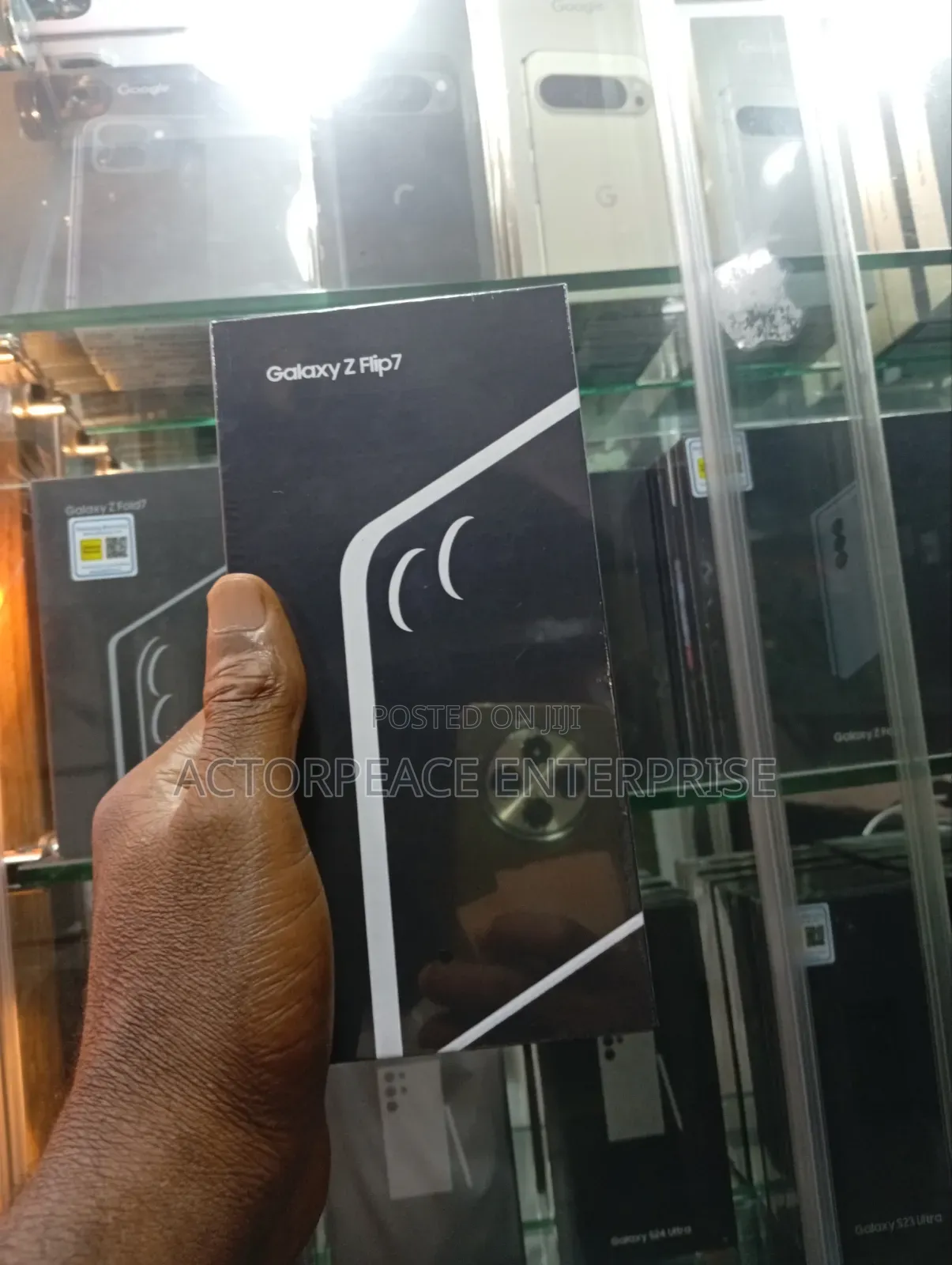 New Samsung Galaxy Z Flip7 512 GB Red