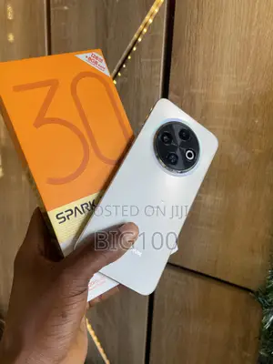 Tecno Spark 30C 128 GB White