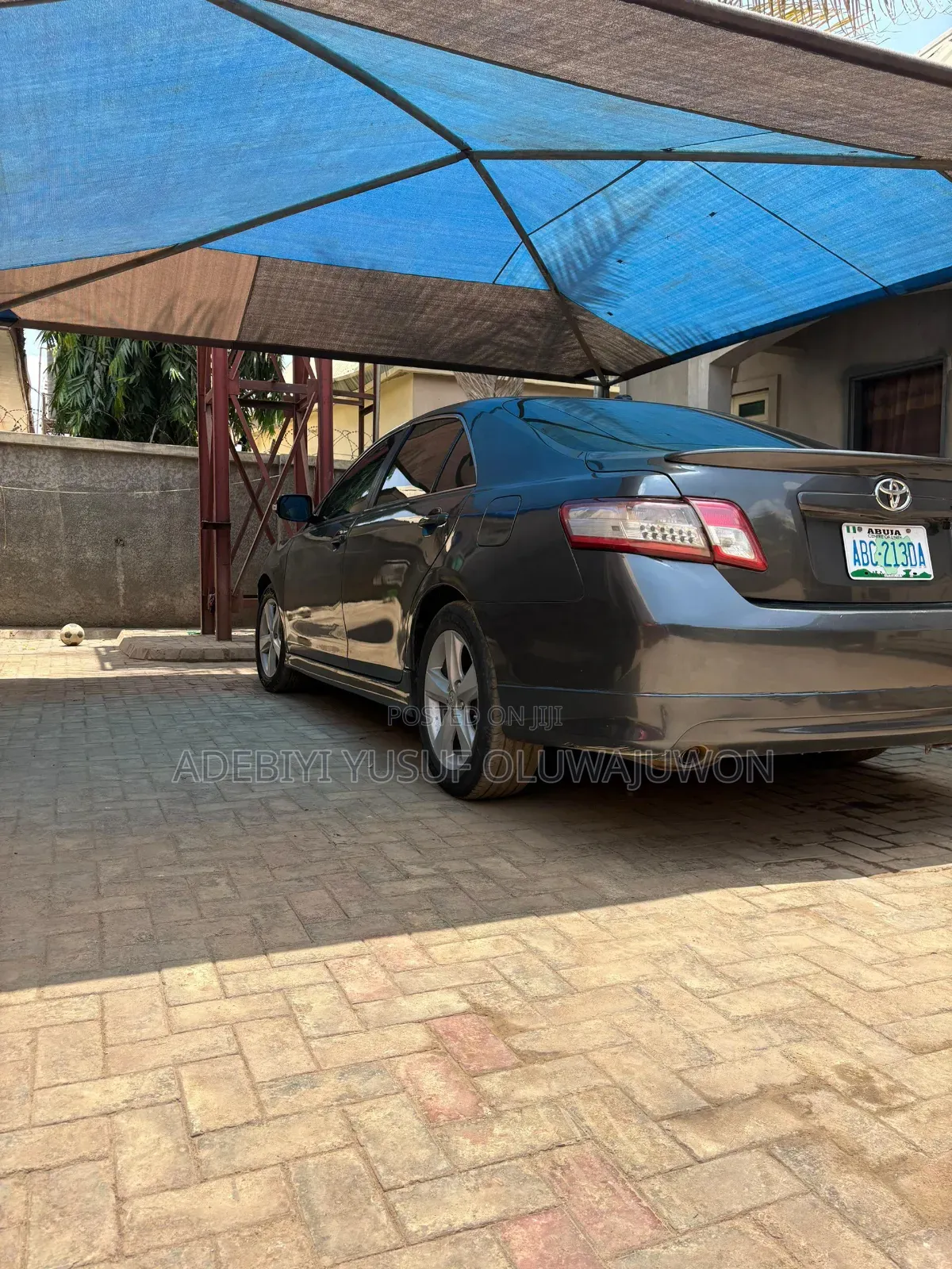 Toyota Camry 2011 Gray