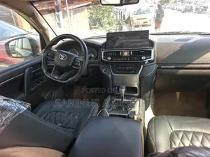 Toyota Land Cruiser 2012 Black
