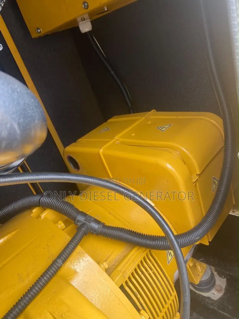 Mantrac CAT Soundproof Generator