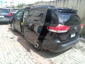 Cars and Buses for Rent in Lagos