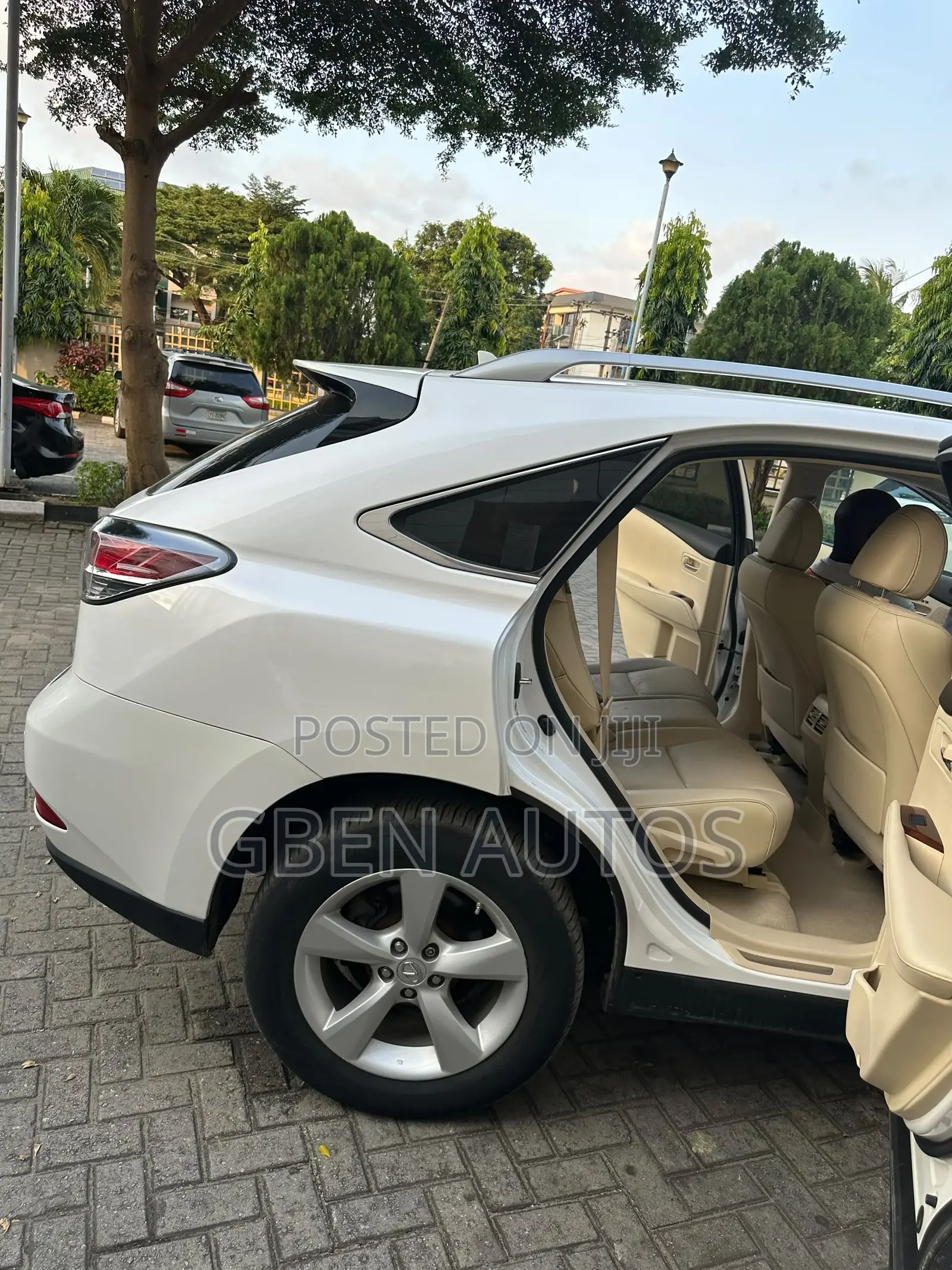 Lexus RX 350 AWD 2013 White