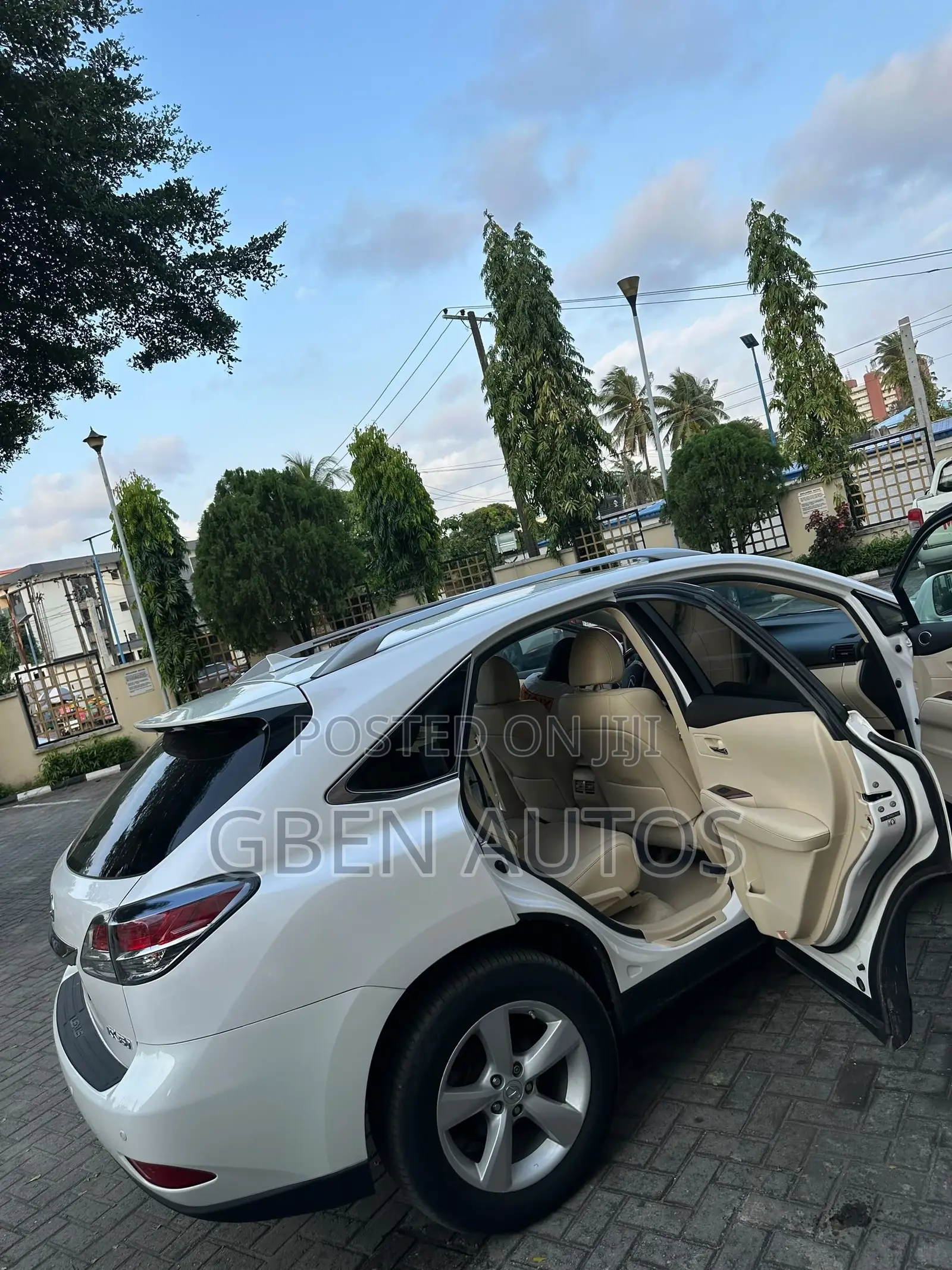 Lexus RX 350 AWD 2013 White