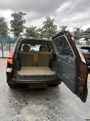 Toyota RAV4 2012 Brown