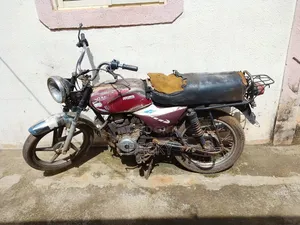 Bajaj Boxer 100 2012 Red