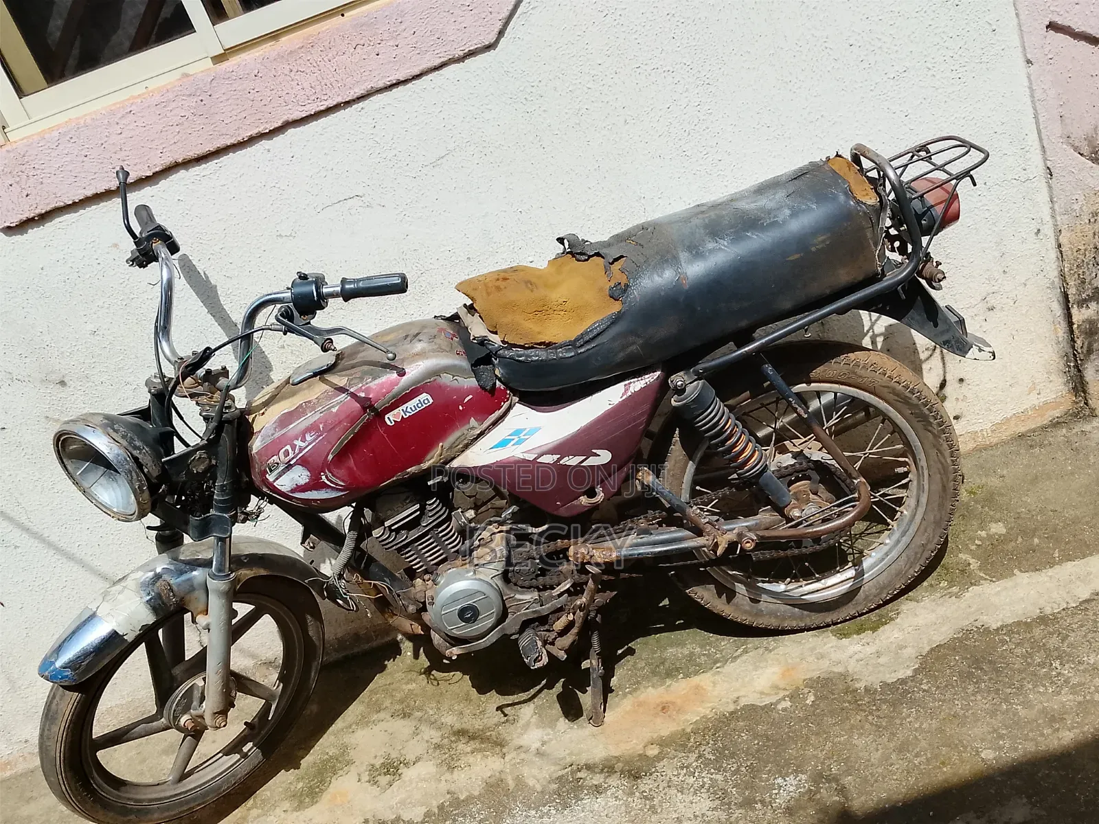 Bajaj Boxer 100 2012 Red