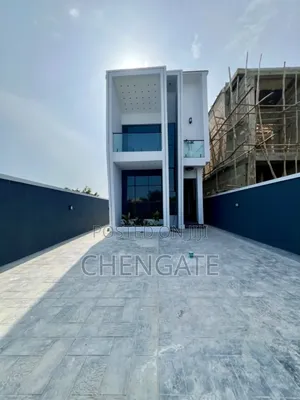 5bdrm Duplex in Ajah for sale