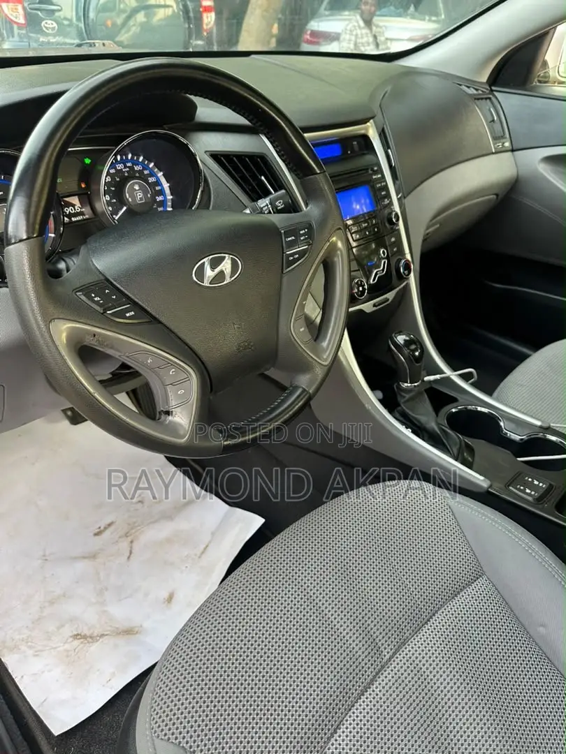 Hyundai Sonata 2013 Silver