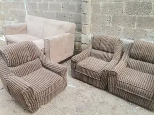 Old but Solid and Classy Settee With Round, Detachable Center Table