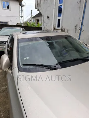 Lexus ES 350 2011 Gold