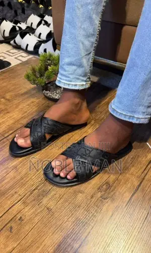 Shoe Seller
