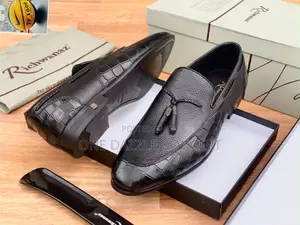 Richwanaz Black Crocodile-Embroidered Leather Loafers