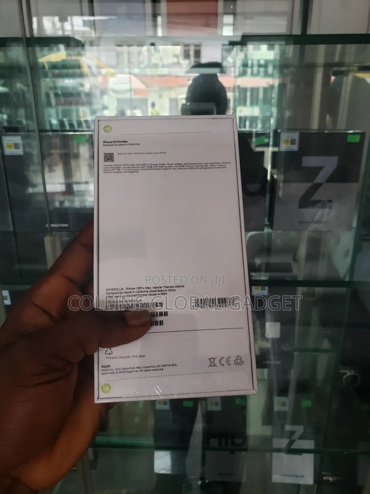 New Apple iPhone 16 Pro Max 256 GB Silver