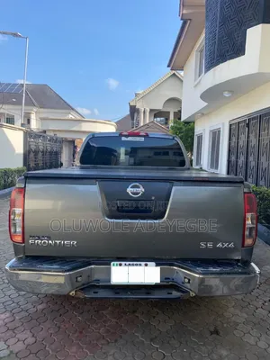 Nissan Frontier Crew Cab SE 2008 Gray