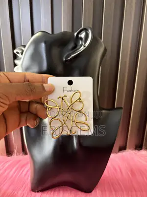 Unisex Brooches