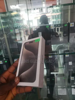 New Apple iPhone 15 Pro Max 256 GB Silver